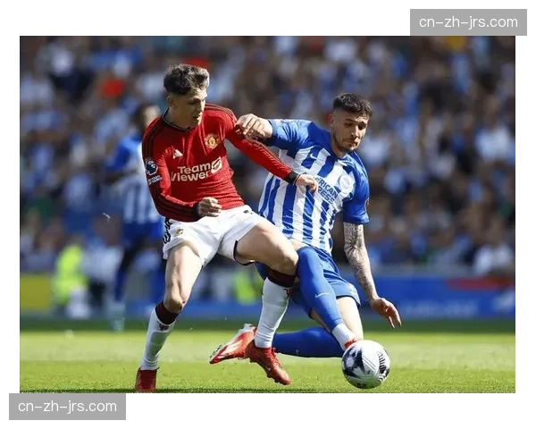 布莱顿后卫韦伯斯特膝盖旧伤，齐马斯十字韧带重伤